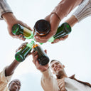 L’alcol fa male e nuoce a molti organi. Agisce sul nostro organismo in modo differente a seconda del sesso, dell’età e dell’etnia.